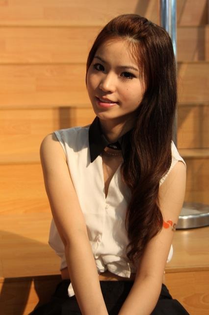【China Joy 2012】熱気にも負けない!2日目の中国美女コンパニオンを紹介