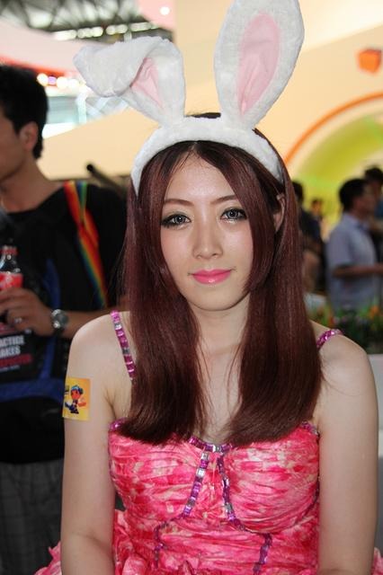 【China Joy 2012】熱気にも負けない!2日目の中国美女コンパニオンを紹介