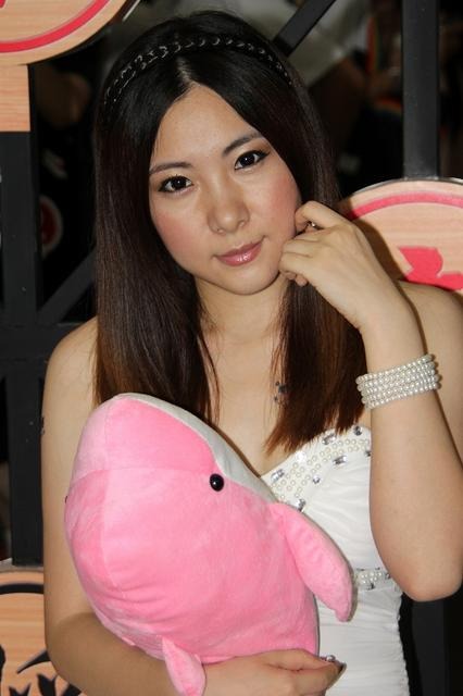 【China Joy 2012】熱気にも負けない!2日目の中国美女コンパニオンを紹介