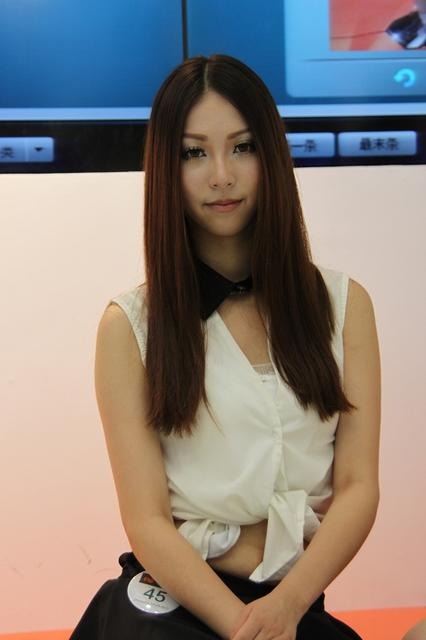 【China Joy 2012】熱気にも負けない!2日目の中国美女コンパニオンを紹介