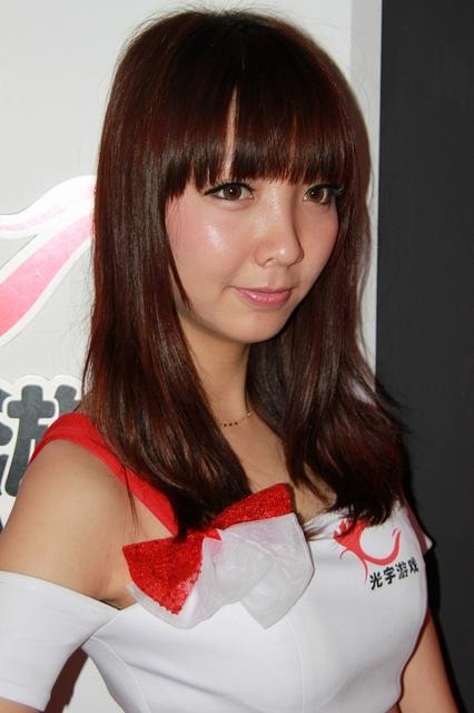 【China Joy 2012】熱気にも負けない!2日目の中国美女コンパニオンを紹介