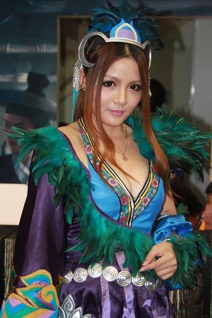 【China Joy 2012】熱気にも負けない!2日目の中国美女コンパニオンを紹介