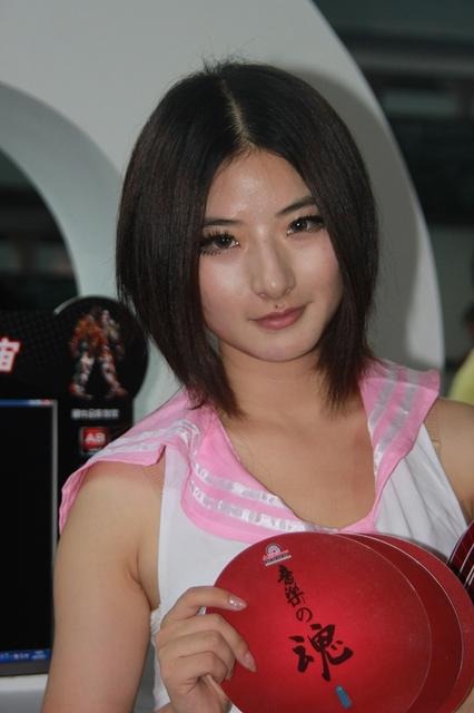 【China Joy 2012】熱気にも負けない!2日目の中国美女コンパニオンを紹介