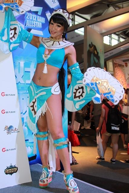 【China Joy 2012】熱気にも負けない!2日目の中国美女コンパニオンを紹介