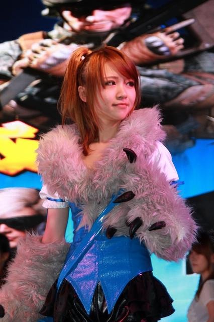 【China Joy 2012】熱気にも負けない!2日目の中国美女コンパニオンを紹介