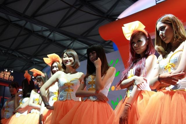 【China Joy 2012】熱気にも負けない!2日目の中国美女コンパニオンを紹介
