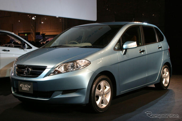 新車販売、新型車好調に推移…8月