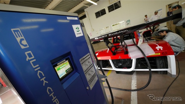 三菱 パイクスピーク参戦車両 開発のようす