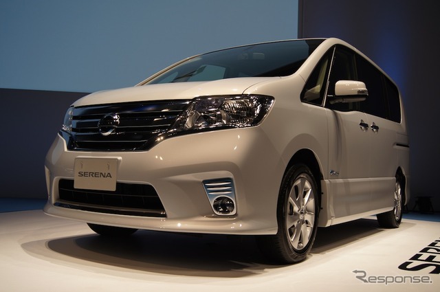 日産 セレナ S-HYBRID