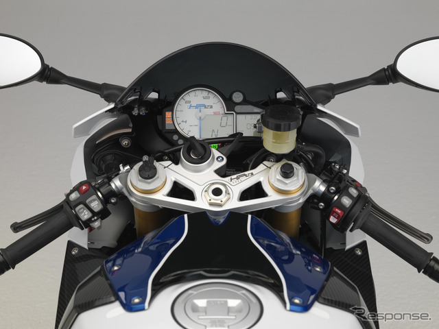 BMWモトラッド、HP4発表…モータースポーツを意識