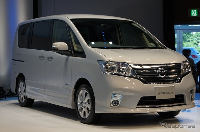 日産・セレナ S-HYBRID