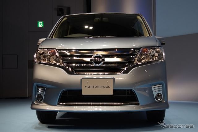 日産・セレナ S-HYBRID