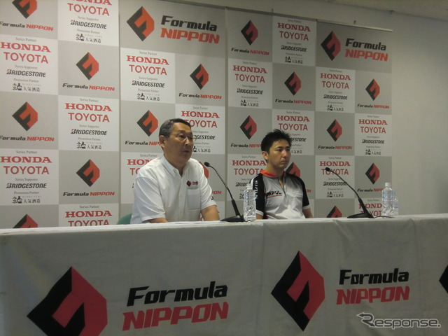 もてぎでの新シリーズ名称発表会見に臨んだ、JRP白井裕社長(左)と、ドライバー代表の松田次生。
