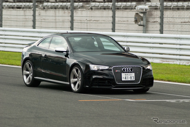 アウディ RS5