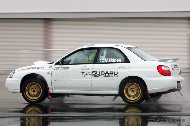 【スバルWRC】SUBARU Drive Day…その2 '05年はスペックCで参戦。頑張れ、新井!