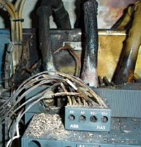 損傷した電気装置