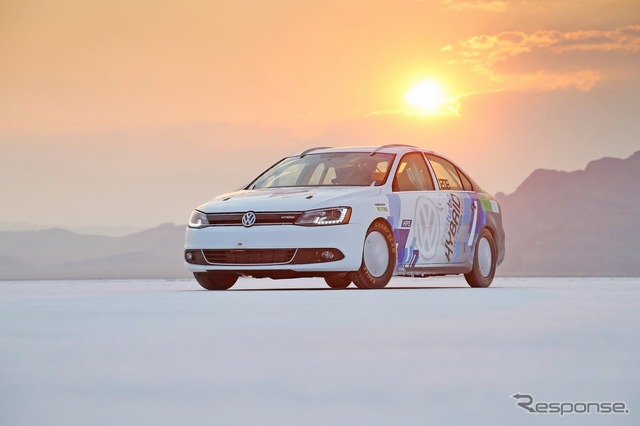 「ボンネビル・スピードウィーク」において、298km/hのハイブリッド世界最高速記録を打ち立てたVWジェッタ ハイブリッド