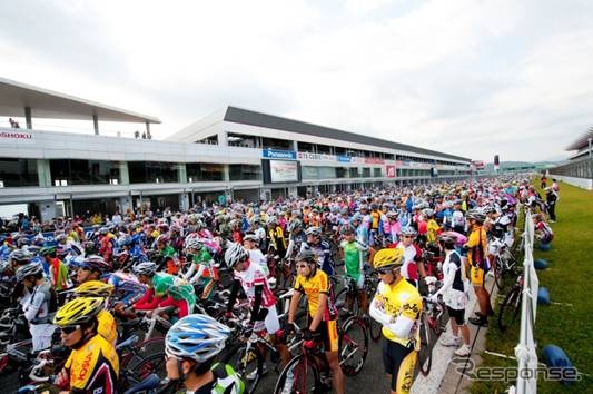 自転車レース“富士チャレンジ200”が9月22日富士スピードウェイで開催される（写真：2011年開催の様子）