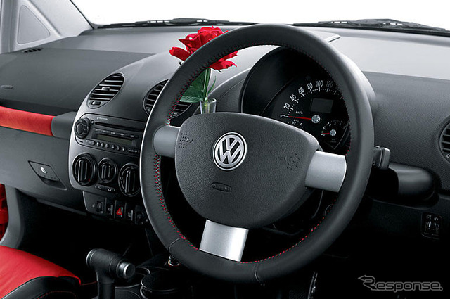 VW ニュービートルに5周年特別仕様「サルサ」