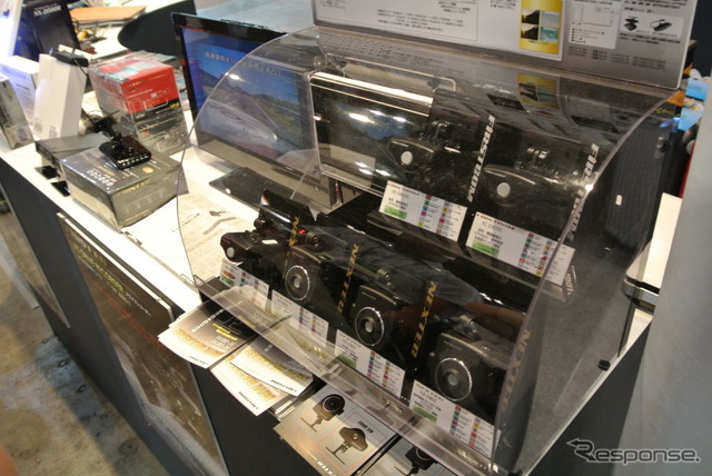 【DIYショウ12】モニター付きドライブレコーダー新商品展示…エフ・アール・シー