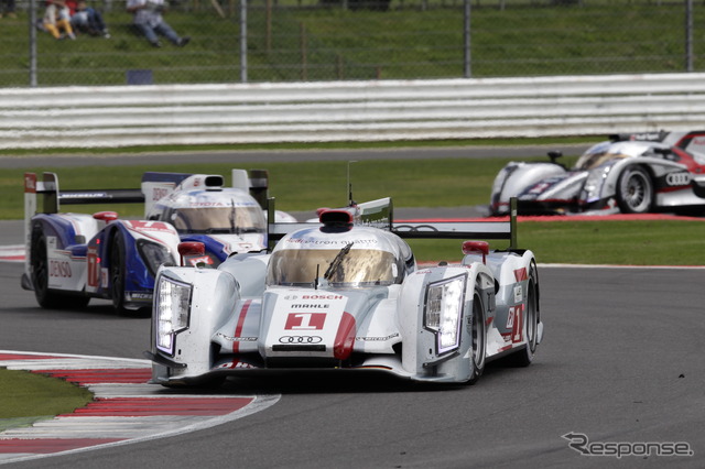 レース終盤までTS030とR18 e-tronクワトロはトップを激しく争った