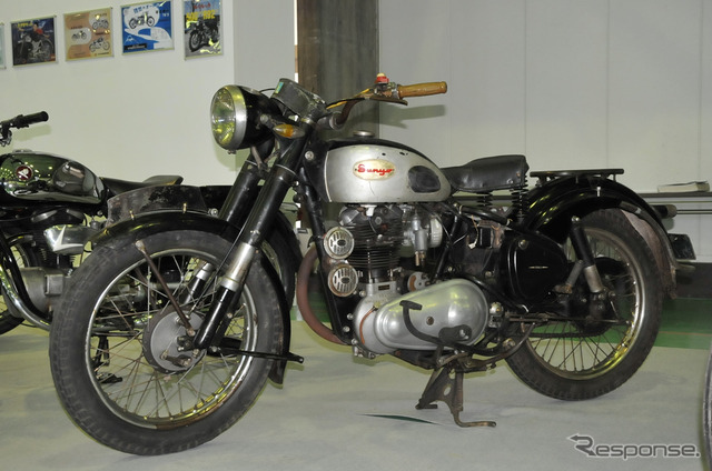 八木軽車輌製作所 サンヨー YS54(1954)