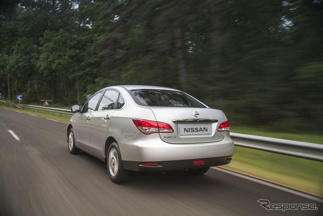 新型日産 アルメーラ