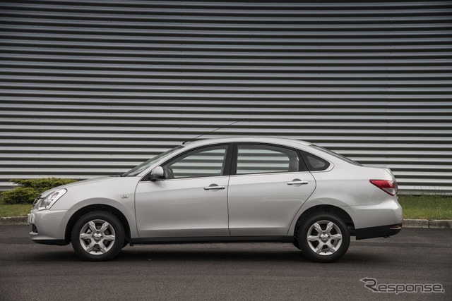 新型日産 アルメーラ