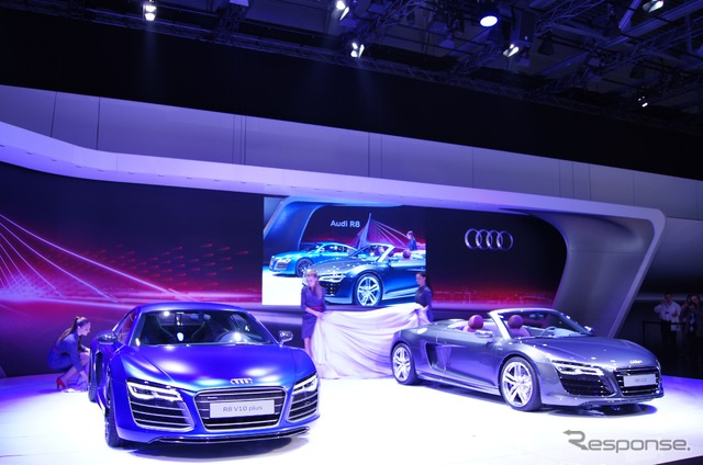 アウディ・R8(モスクワモーターショー12)