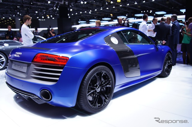 アウディ・R8(モスクワモーターショー12)