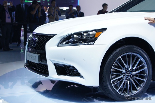 レクサス・LS600h Fスポーツ(モスクワモーターショー12)