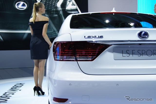 レクサス・LS600h Fスポーツ(モスクワモーターショー12)
