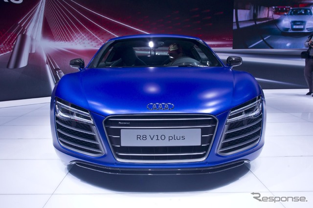 アウディ・R8 V10プラス(モスクワモーターショー12)