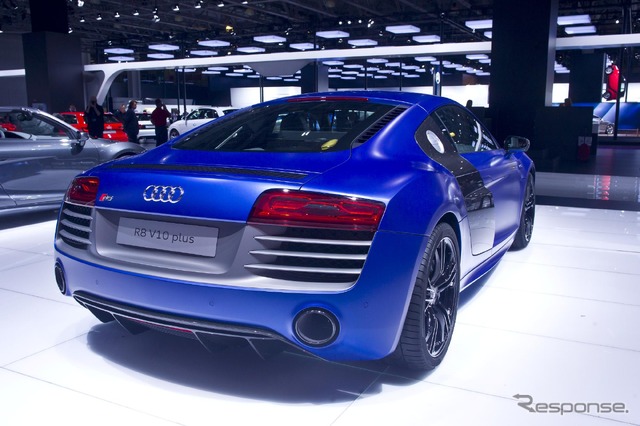 アウディ・R8 V10プラス(モスクワモーターショー12)