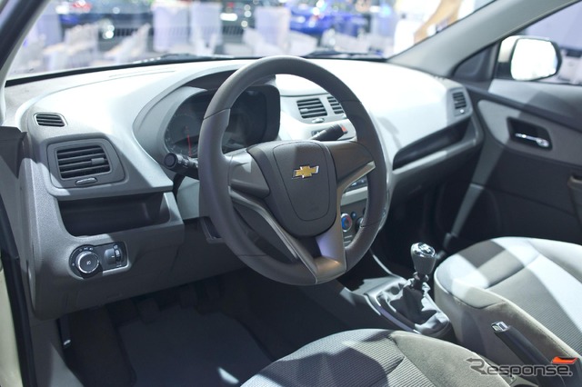 新型シボレー コバルト(モスクワモーターショー12)