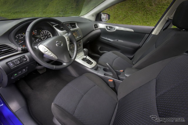 新型日産 セントラ