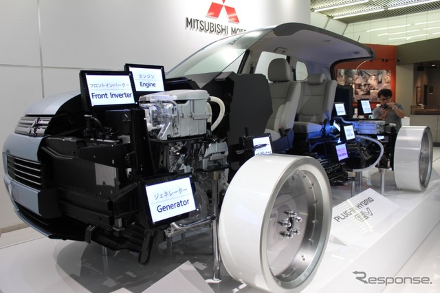 三菱・アウトランダーPHEV