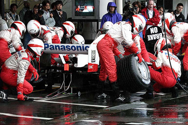 【トヨタF1】雨の臨海副都心に、F1サウンドが響いた