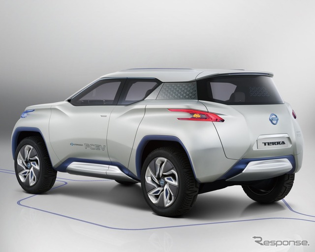 日産TeRRA(テラ）