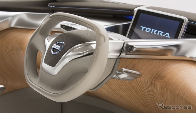日産TeRRA(テラ）