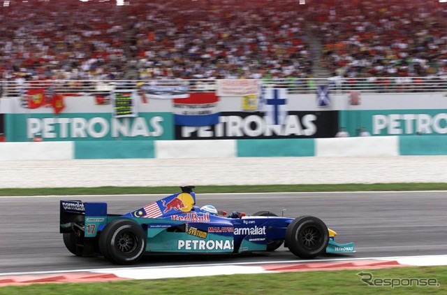 F1ドミノ……レッドブルがミナルディ買収、するとザウバーは?