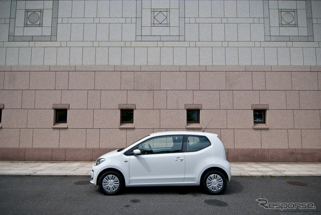 VW up!(アップ!)2ドアモデル:「move up!」