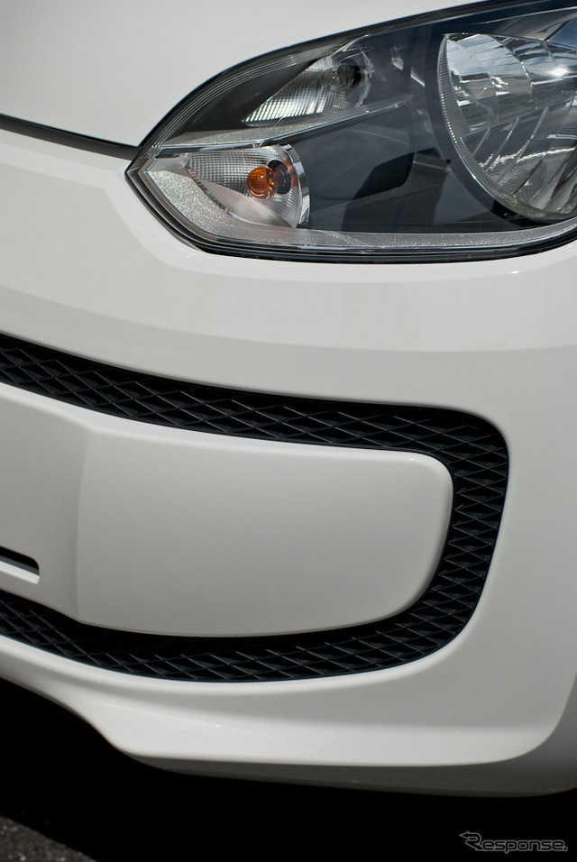 VW up!(アップ!)2ドアモデル:「move up!」
