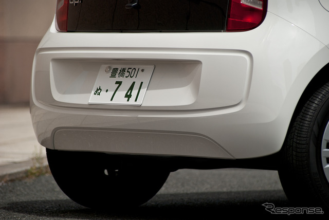 VW up!(アップ!)2ドアモデル:「move up!」