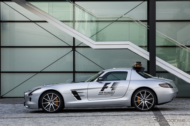 メルセデスベンツ SLS AMG GTのF1セーフティカー