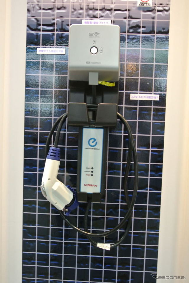 【EVEX 12】充電ケーブルやコントローラーの置き場所にお困りの方へ