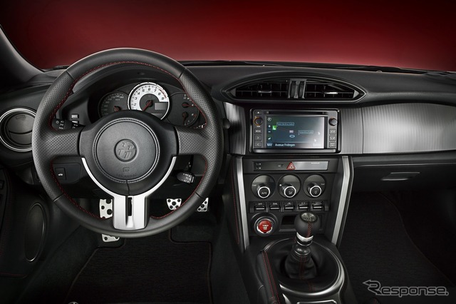 トヨタ GT86（日本名：86）のTRDパフォーマンスライン