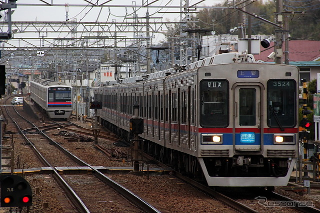 普通列車なども「全般的に発着時刻が変更される」(同社)という