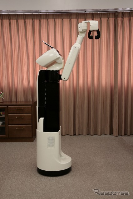トヨタ自動車が開発した生活支援ロボット(HSR)