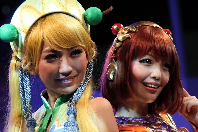 【TGS 2012】パブリックデーで一段と輝く美人コンパニオン特集 今年のラスト